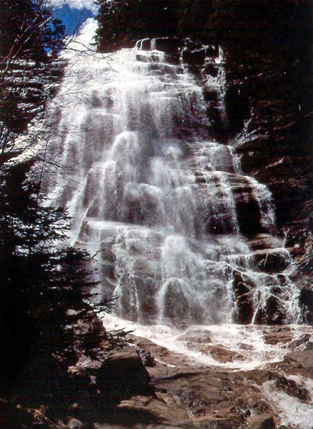White Mountains Fun Facts - Highest Waterfall